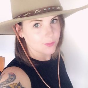 Meet your Posher, Brianne